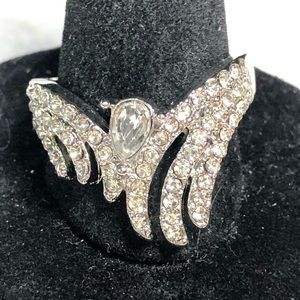 Sterling silver fashion ring -fan or angel wing look-cute! NWOT